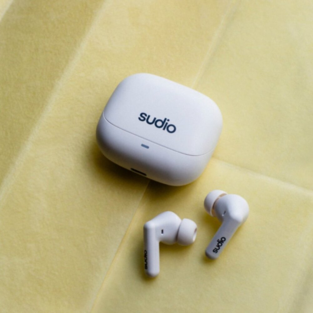 NIB Sudio C8 The Daily Anc Earbuds Go-To Noise-Cancelling Earbuds White $99.00
